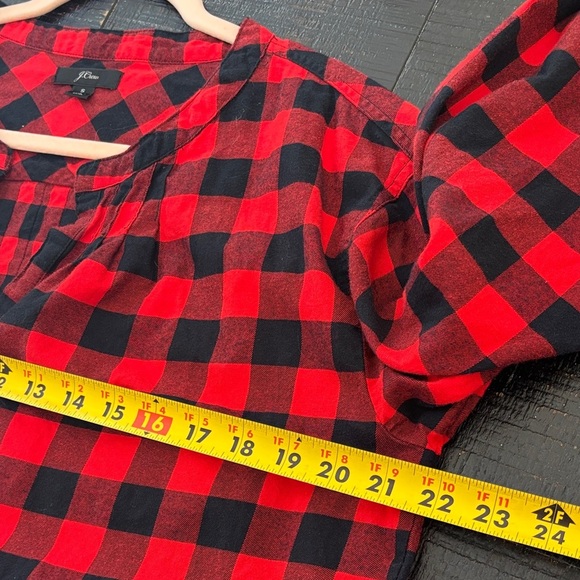 J. Crew Open V-neck shirt in buffalo check flannel red black sz small - Picture 2 of 7